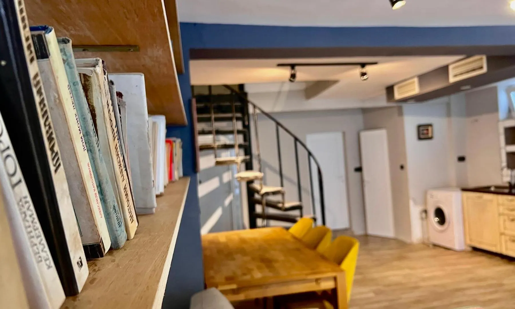 Ferienhaus BED&BOOK hostel Warna