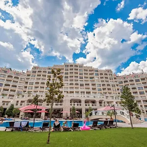 Apartment Summertime In South Bay, Warna