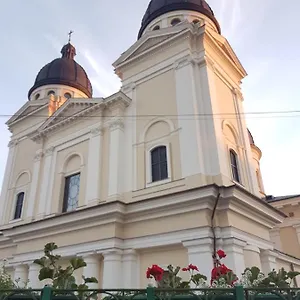  Апартаменты Old Town Украина